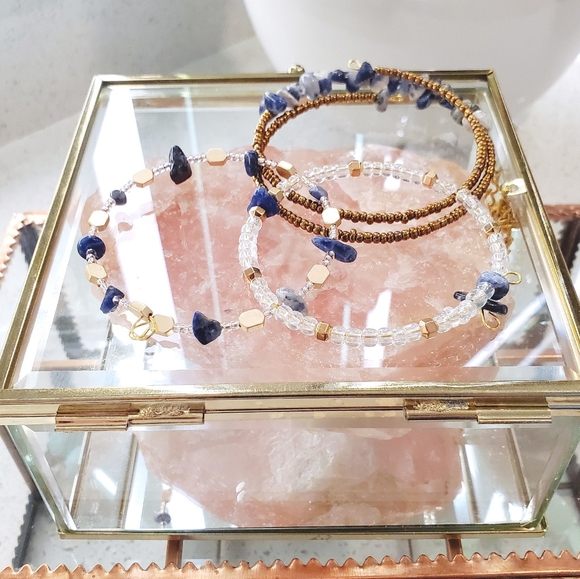 Sodalite Healing Bangles -3pack- Gold and Blue - Picture 3 of 7